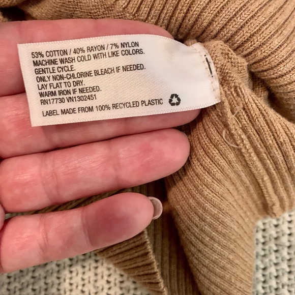 Leopard Print Sweater - Picture 12 of 14